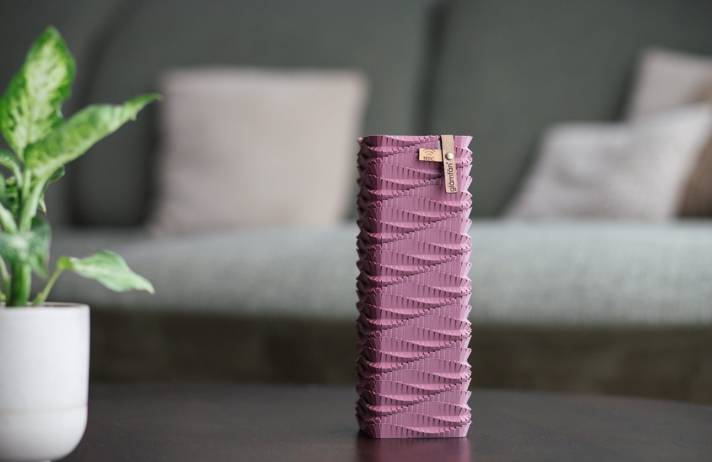 #4 Palazzo – Extravagante Designvase mit NFC & stabilem Stand